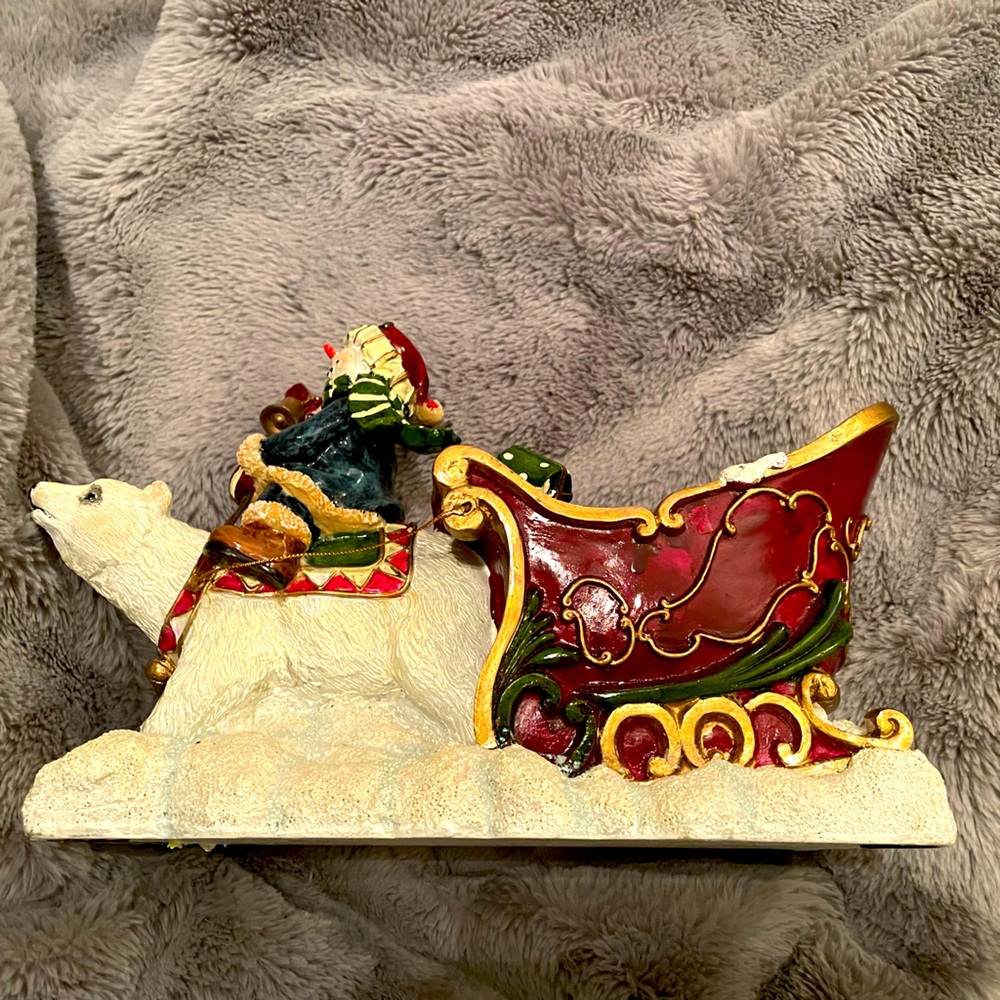 CHRISTMAS CENTERPIECE SLED SNOWMAN POLAR BEAR NEW!!